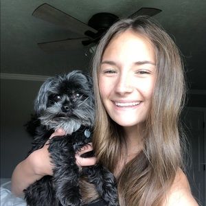 Meet your Posher, Cambry